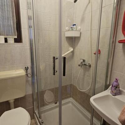 apartman-na-atraktivnoj-lokaciji-samo-30-m-do-plaze18