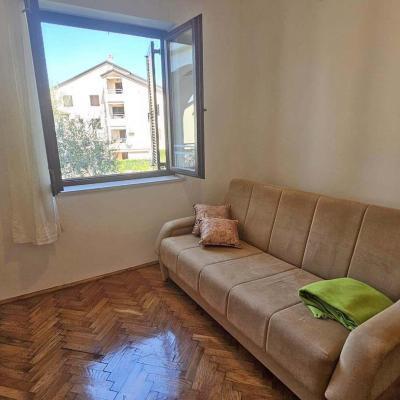 apartman-na-atraktivnoj-lokaciji-samo-30-m-do-plaze19