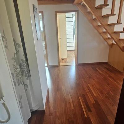apartman-s-pogledom-na-more-na-mirnoj-lokaciji15