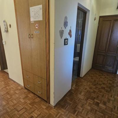 komforan-apartman-s-velikom-terasom-i-pogledom-na-more12 komforan-apartman-s-velikom-terasom-i-pogledom-na-more12
