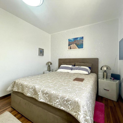 namjesteni-apartman-u-blizini-plaze14