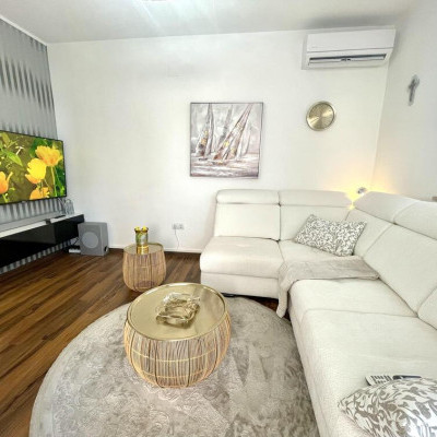 namjesteni-apartman-u-blizini-plaze6