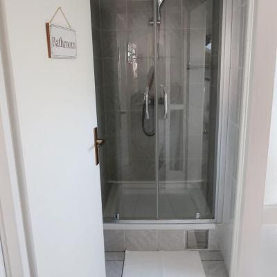 apartman-na-odlicnoj-lokaciji-sa-pogledom-na-more10